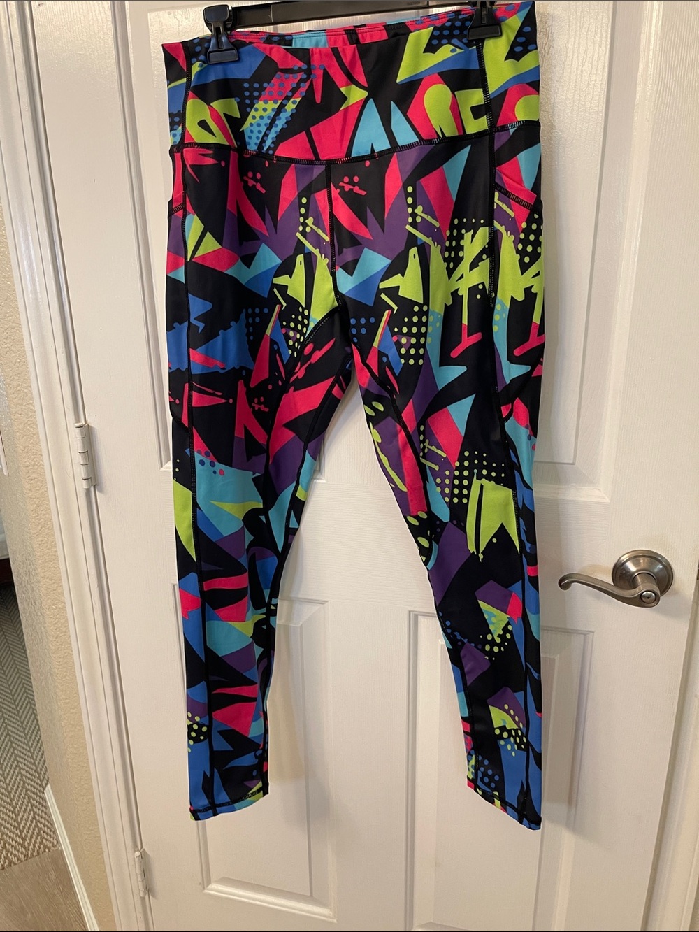 KevaMolly Women’s workout pants size XL